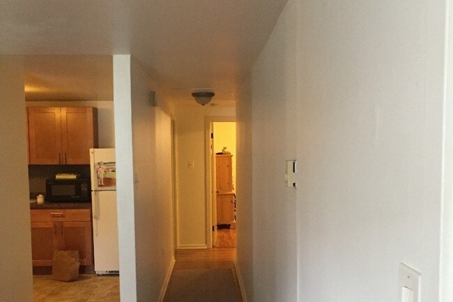 Building Photo - 420 Highland Ave