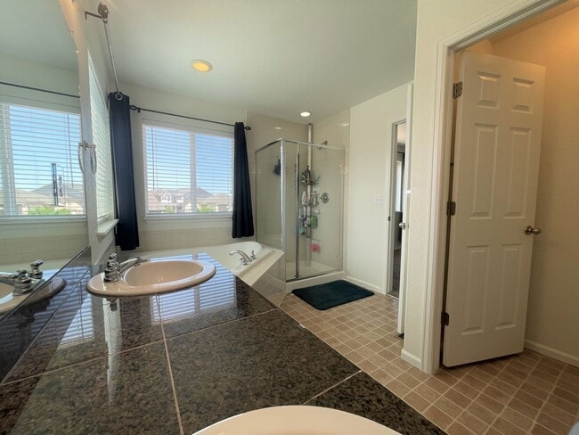 Photo - 11850 Kalmath Way House