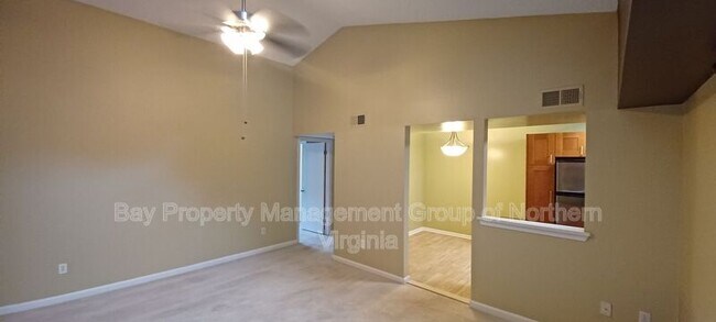 Foto del edificio - 12219 Chaucer Ln