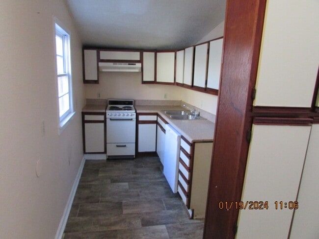 Foto del edificio - 360 N Magnolia St