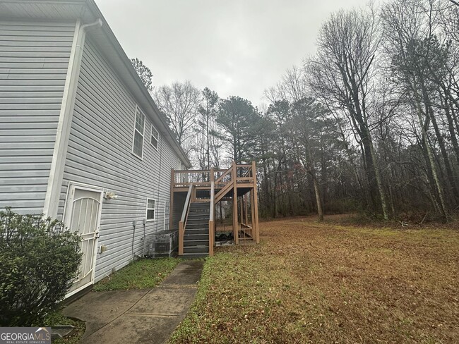 Building Photo - 1699 Pinto Trail