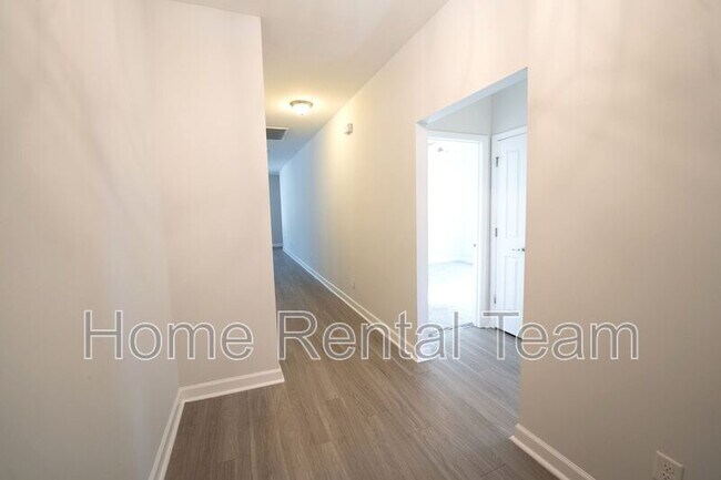 Foto del edificio - 54 Shuman St