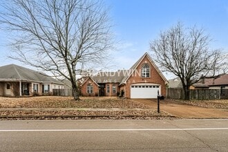 Building Photo - 1533 Siskin Dr