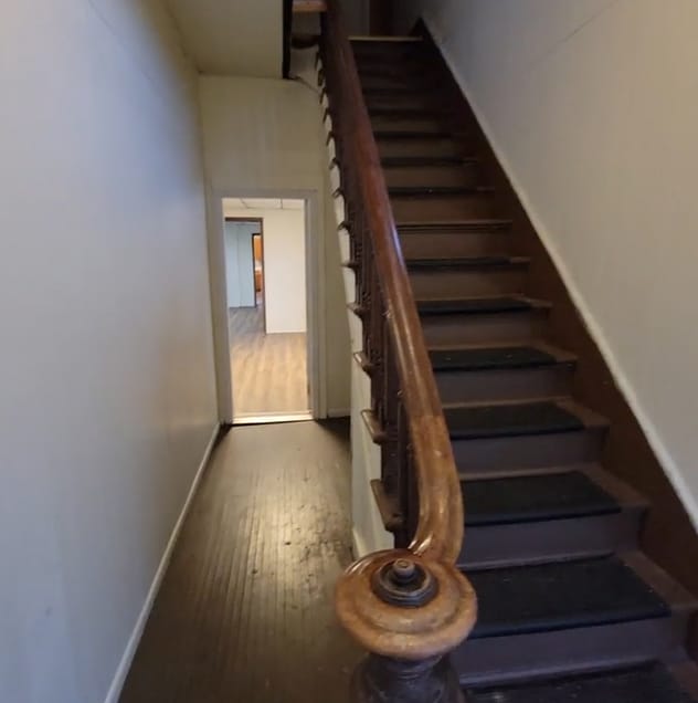 Foto del edificio - 137 N Prairie St