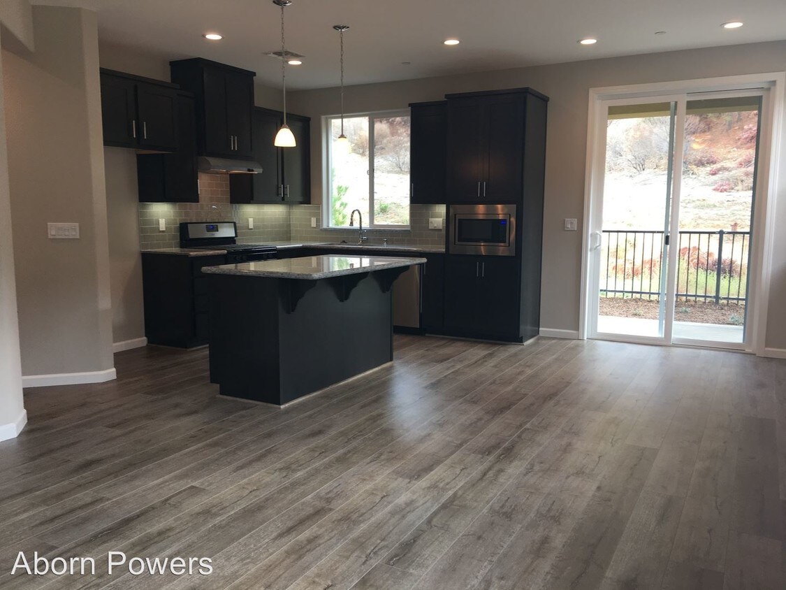 Foto principal - 2 br, 2 bath House - 3381 Blairs Lane