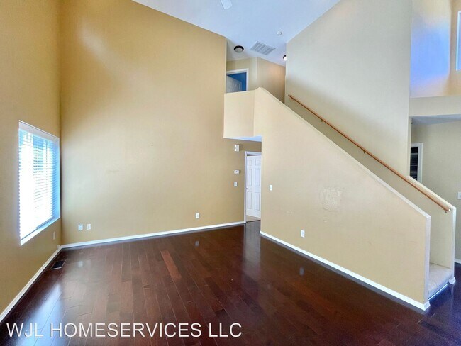 Building Photo - 3 br, 2.5 bath House - 5218 146th Place SE