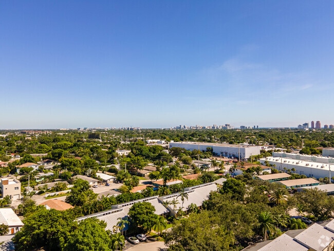 Foto aérea - Fusion Gardens Condominiums