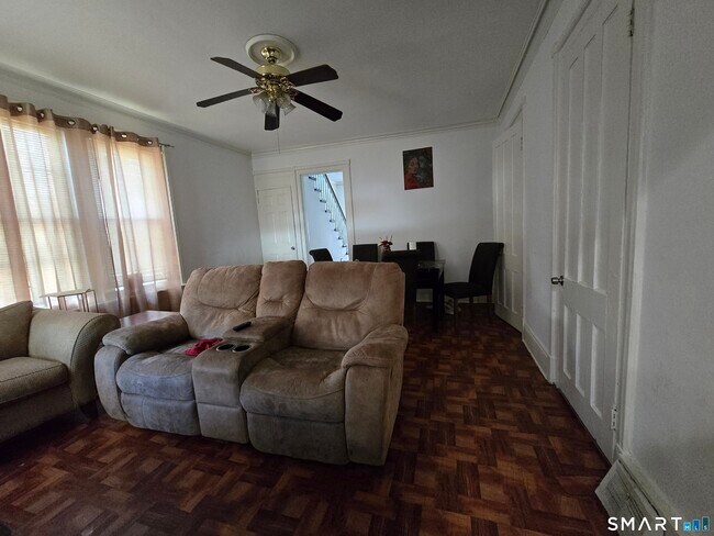 Foto del edificio - 102 Hanover St