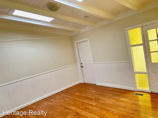 Foto del edificio - 3 br, 2 bath House - 1525 Maxine Avenue