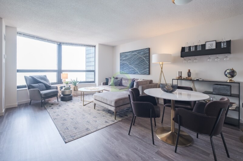 Foto principal - 167 N Harbor Dr