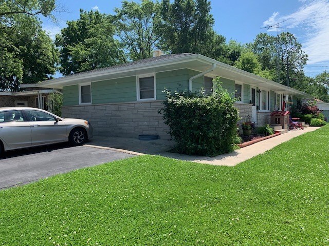 Primary Photo - 703 Edison Ave