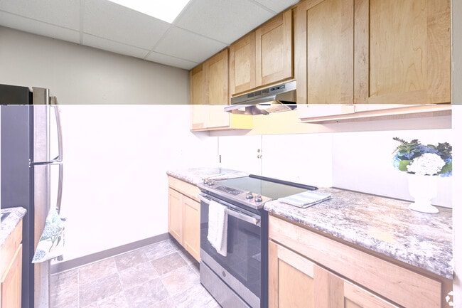 Building Photo - Oakwood