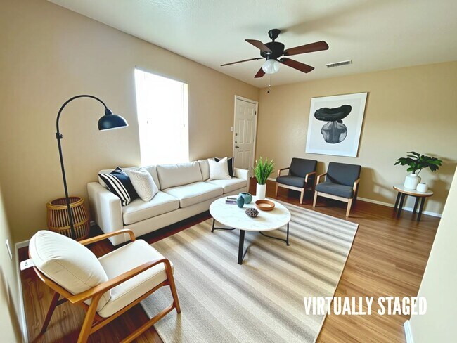 Foto del edificio - 1601 Cedarhill Dr