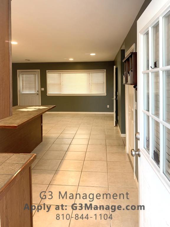 Photo - 6304 Stephen House