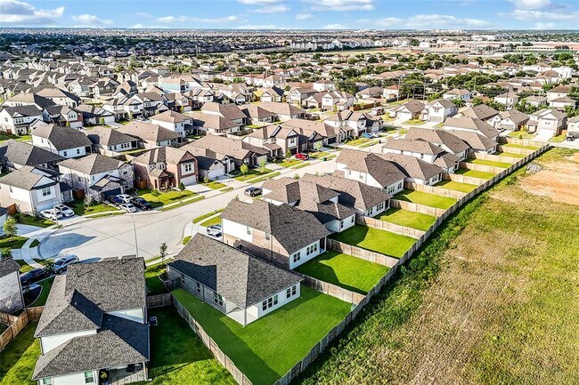 Foto del edificio - 21039 Treasure Gate Ln