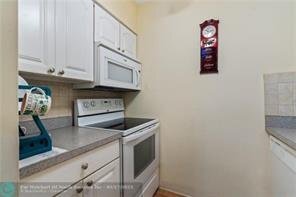 Foto principal - 1375 N 17th Ct