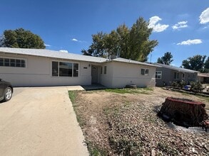 Building Photo - 320 Gila Rd