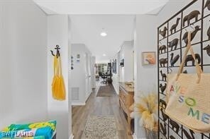 Primary Photo - 21 Bluebill Ave