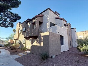 Building Photo - 2982 Juniper Hills Blvd
