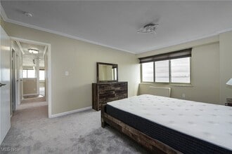 Building Photo - 12520 Edgewater Dr