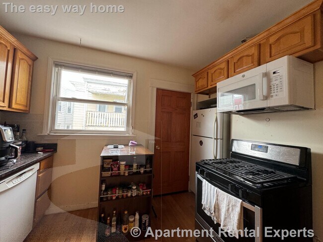 Foto del edificio - 33-35 Magnus Ave Unit #3