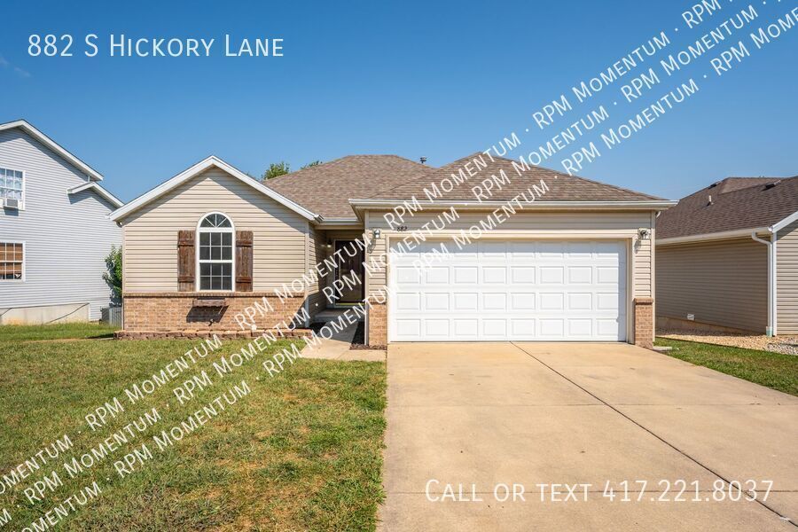 Primary Photo - Bright and Inviting 3BR/2BA Home Located i...