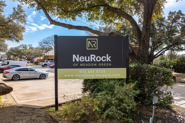 NeuRock de Meadow Creek - NeuRock of Meadow Green