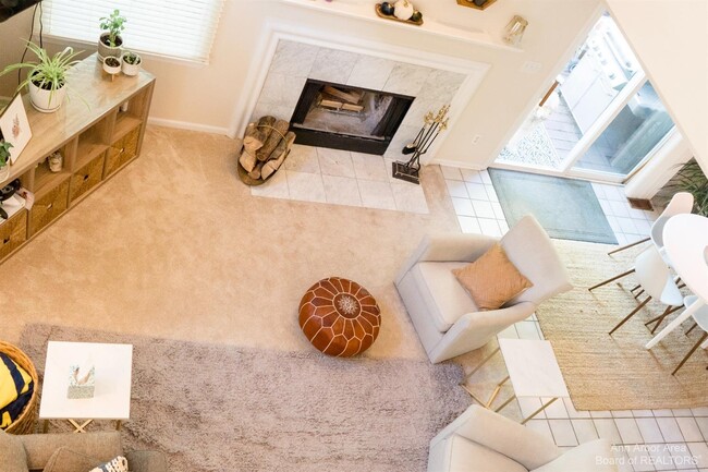 Foto del edificio - 2451 Mulberry Ct