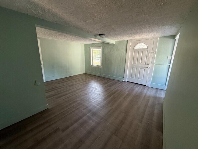 Foto del edificio - 750 Escambia St