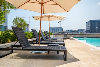 Building Photo - 805 Lea