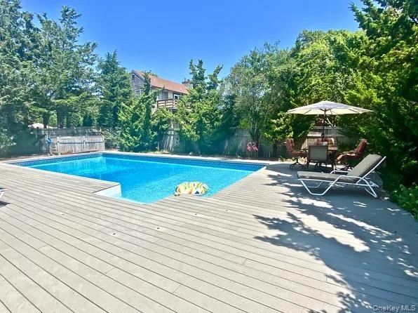 Foto del edificio - 16 Osceola Ln