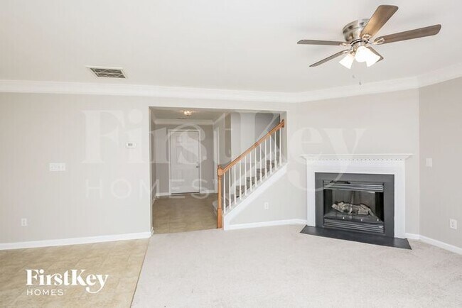 Building Photo - 3981 Cutler Donahoe Way