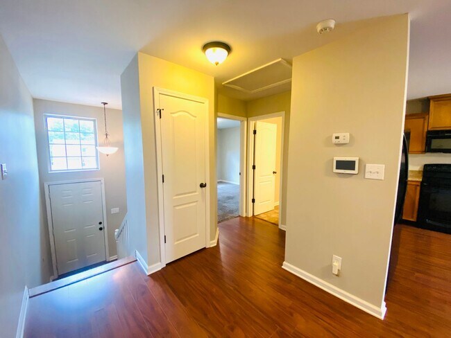Foto del edificio - 1728 Thistlewood Dr