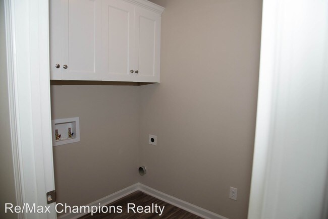 Building Photo - 4002 Armour Ave