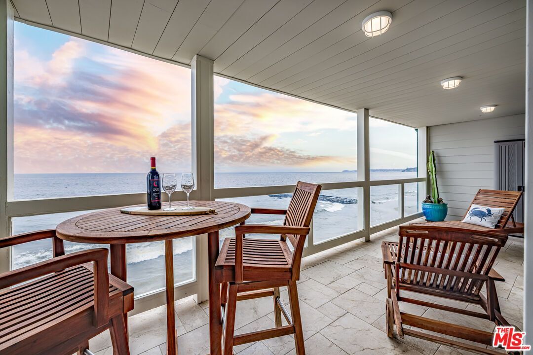 Foto principal - 25234 Malibu Rd