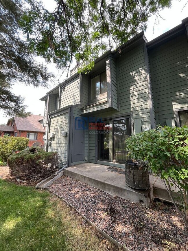 Foto del edificio - 3556 S Depew St