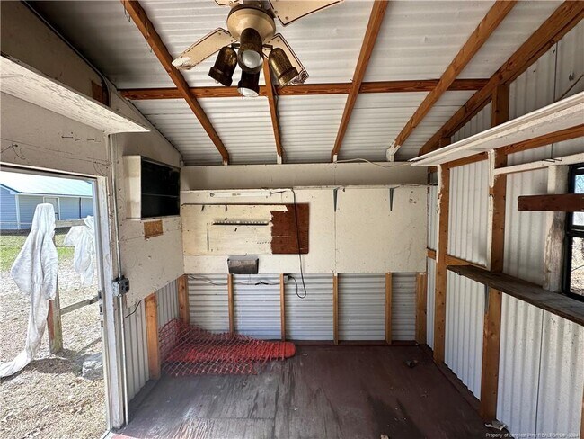 Building Photo - 103 Alexander Ln