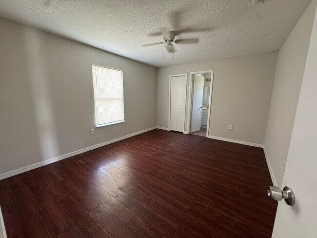 Foto del edificio - 3272 Littlefield St