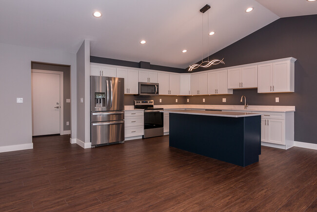 Building Photo - 10999 Stadium Dr