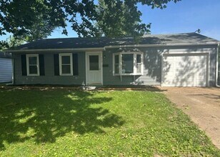 Building Photo - 517 St Barbara Ln