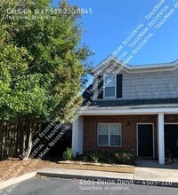 Building Photo - 4501 Prior Dr