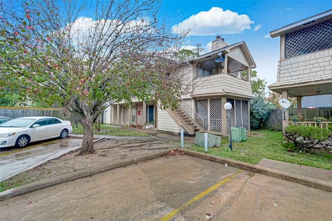 Foto del edificio - 11503 Meadow Ln