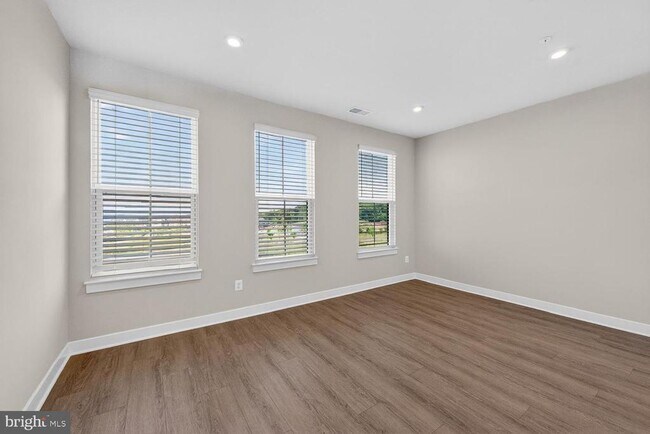 Foto del edificio - 1654 Kirkman St