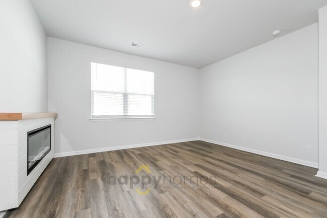 Foto del edificio - 4 Bedroom, 2 Bath Home in Hillcrest of Ravenel