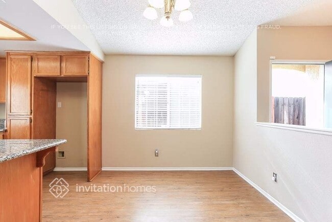 Foto del edificio - 2181 Firebrand Ave