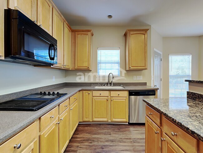 Building Photo - 2943 Glen Echo Ct