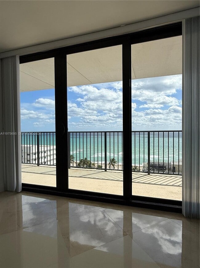 Building Photo - 2101 S Ocean Dr
