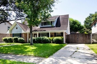 Building Photo - 505 Heathgate Dr
