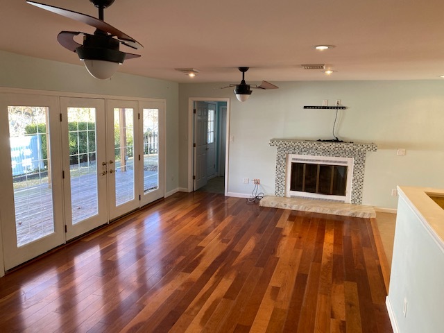 Building Photo - 715 Caspian Ln