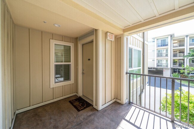 Foto del edificio - $3,300 / 1BR • 1BA • 757 SF • First-Floor Ka Malanai Condo | Available Now! (Kailua)